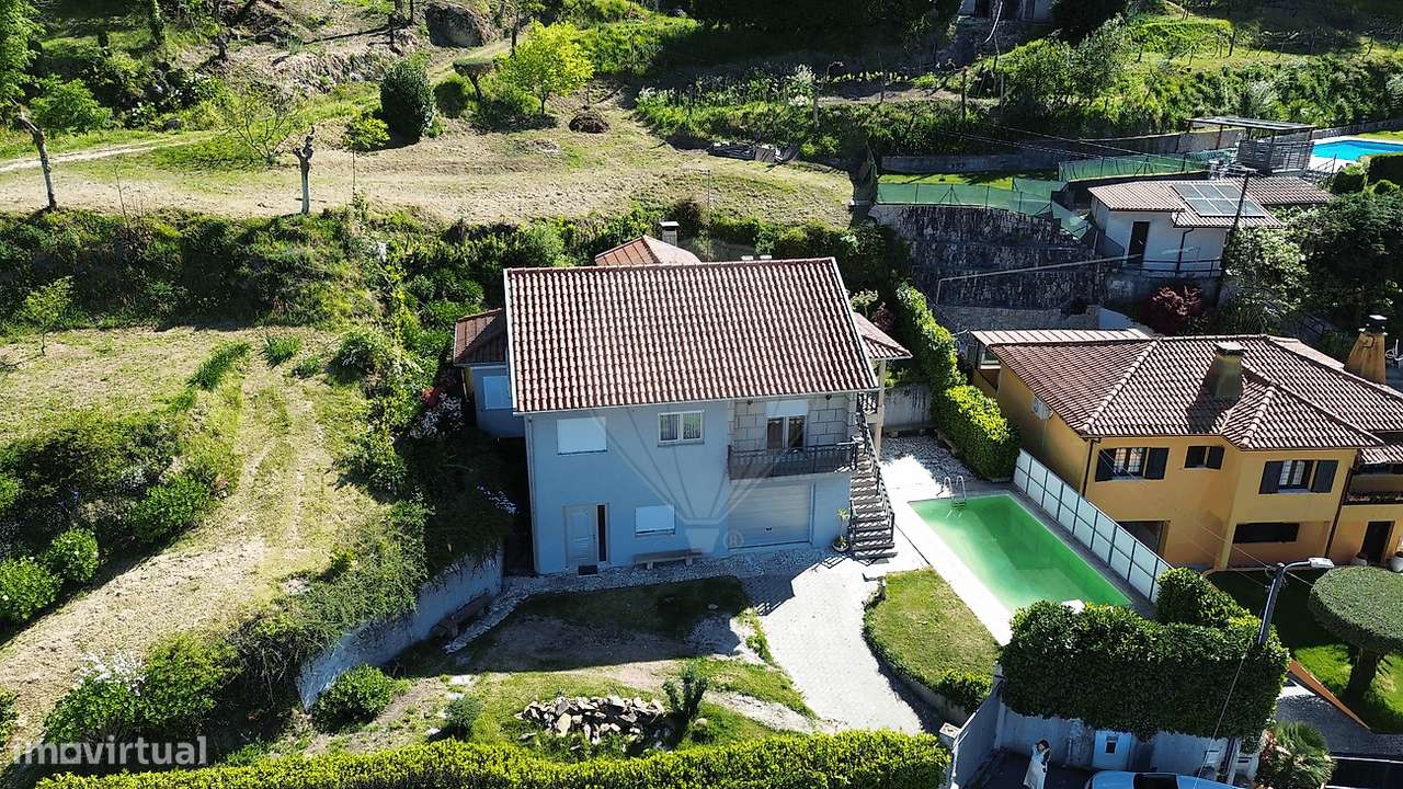 Moradia T2 para venda - Grande imagem: 2/27