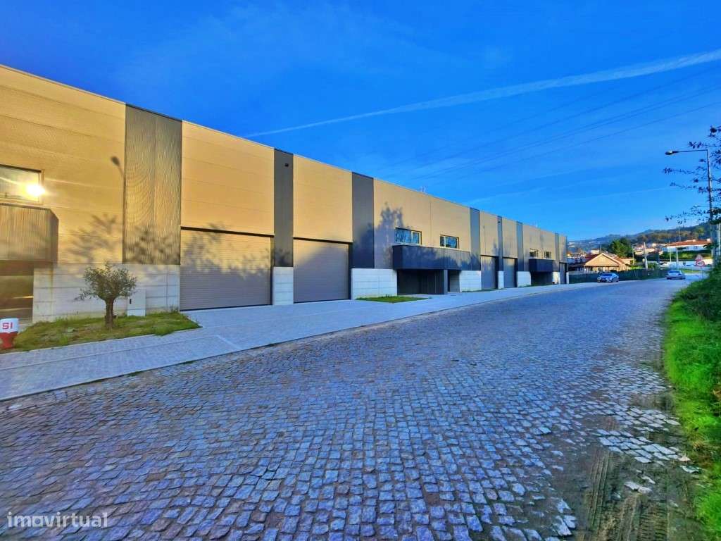 Armazéns novos em Marco de Canaveses - Grande imagem: 4/17
