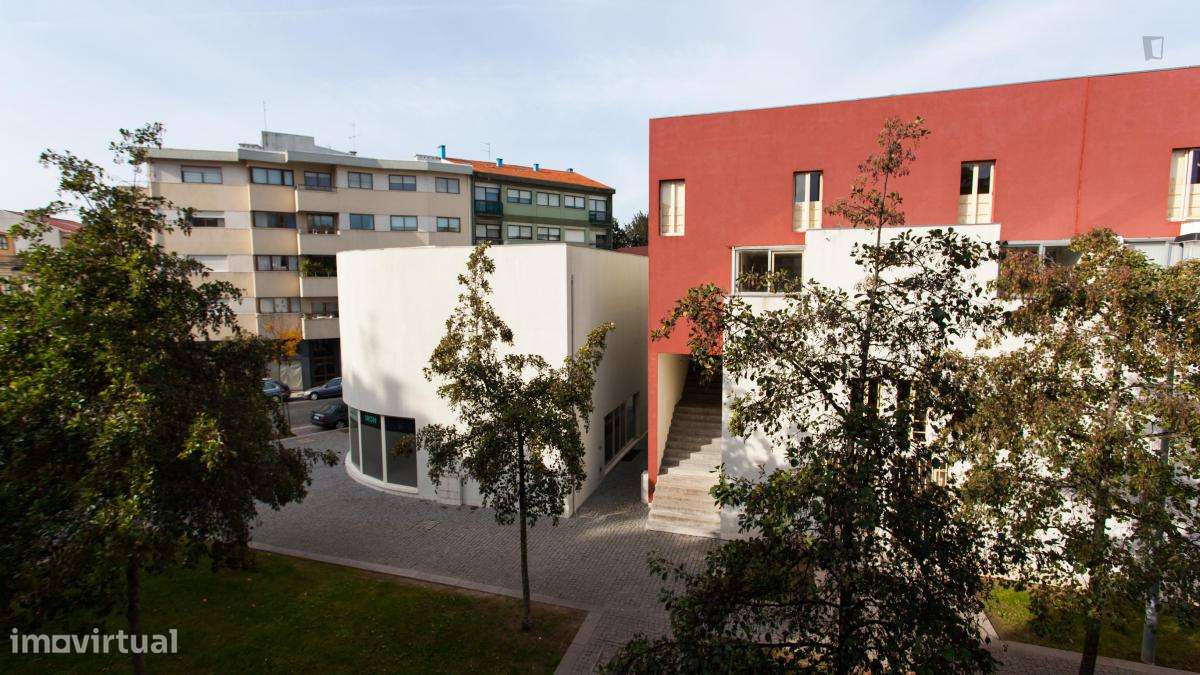 Quarto - localizado em Cedofeita Porto - Grande imagem: 5/8