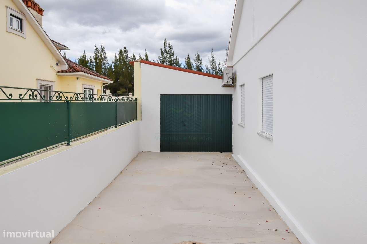 Moradia T3 remodelada com Anexos, Garagem e Poço.-28
