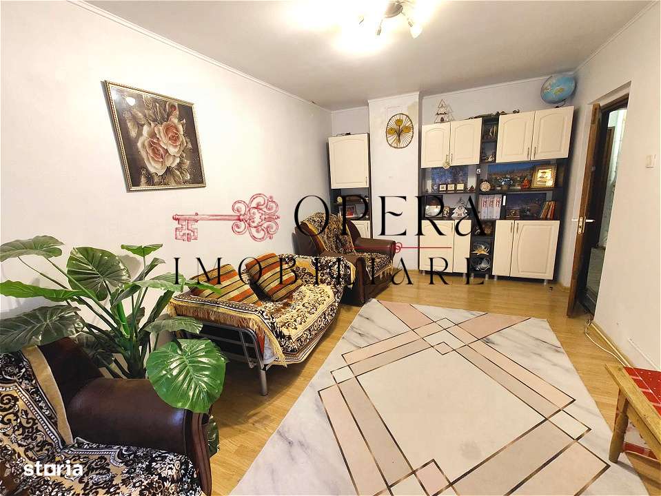 Apartament 4 camere, decomandat, de vanzare, zona Canta - Imagine principală: 2/9