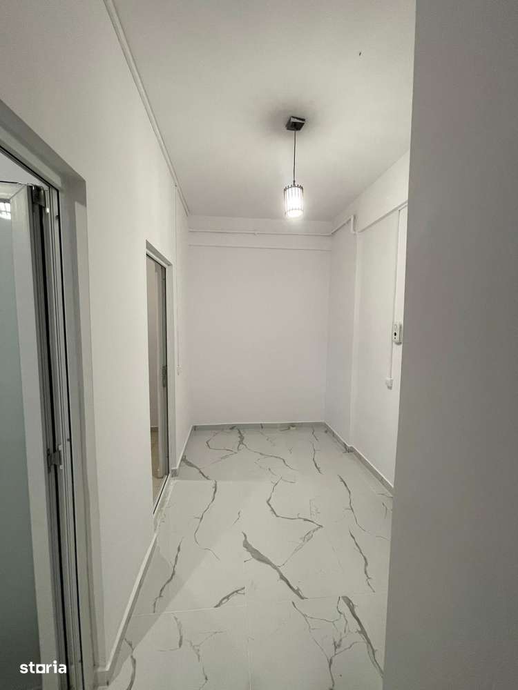 Garsoniera Leroy Merlin Complex ADM-7