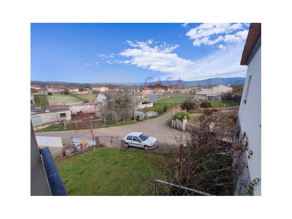 Moradia M4 com vistas fantásticas-19