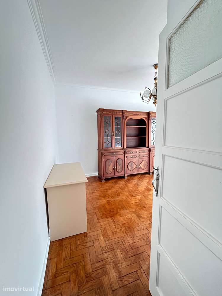 Apartamento, 80 m², Rio de Mouro - Grande imagem: 4/8