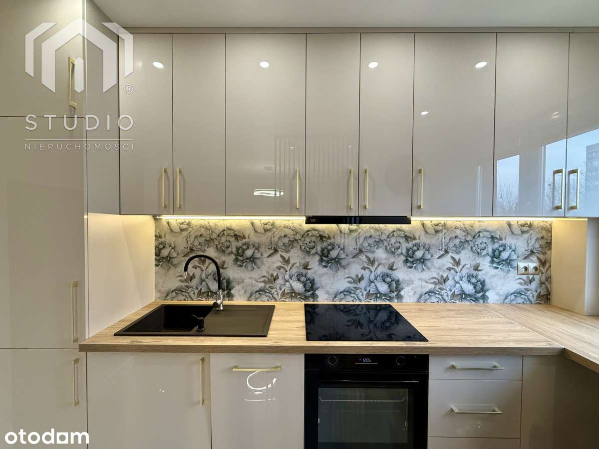 Kawalerka po remoncie z wyposażeniem-os. Słoneczne-9