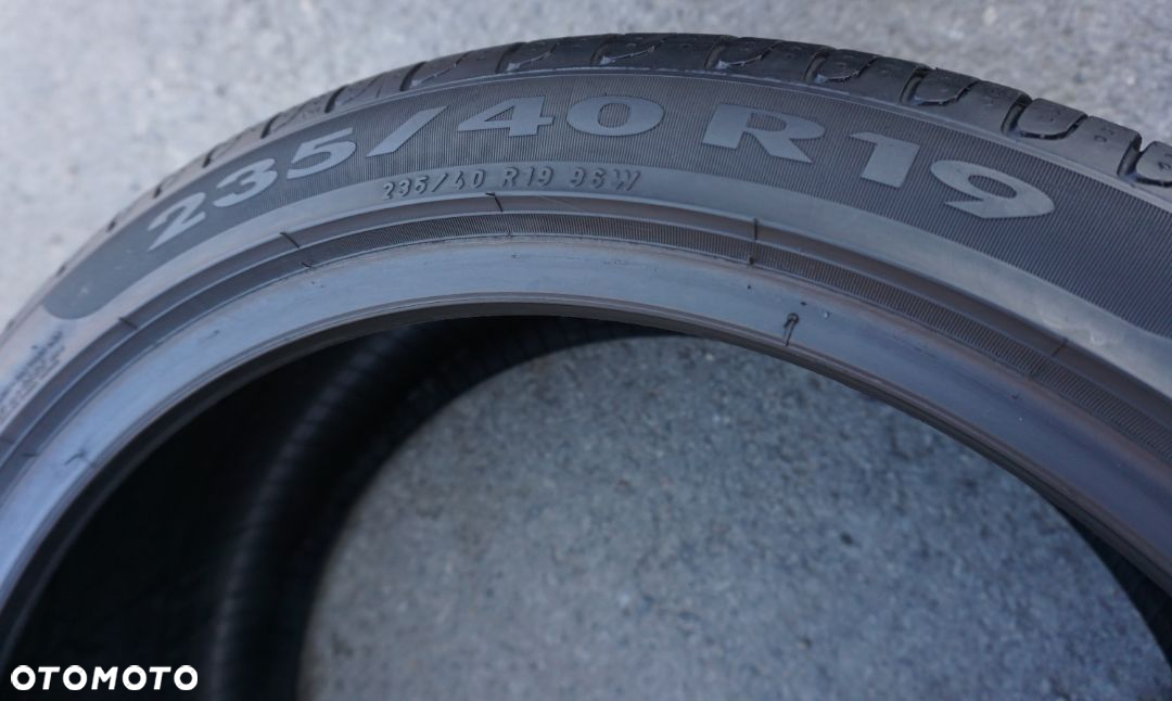 Pirelli Cinturato P7 235/40R19 96W XL L631 - 3