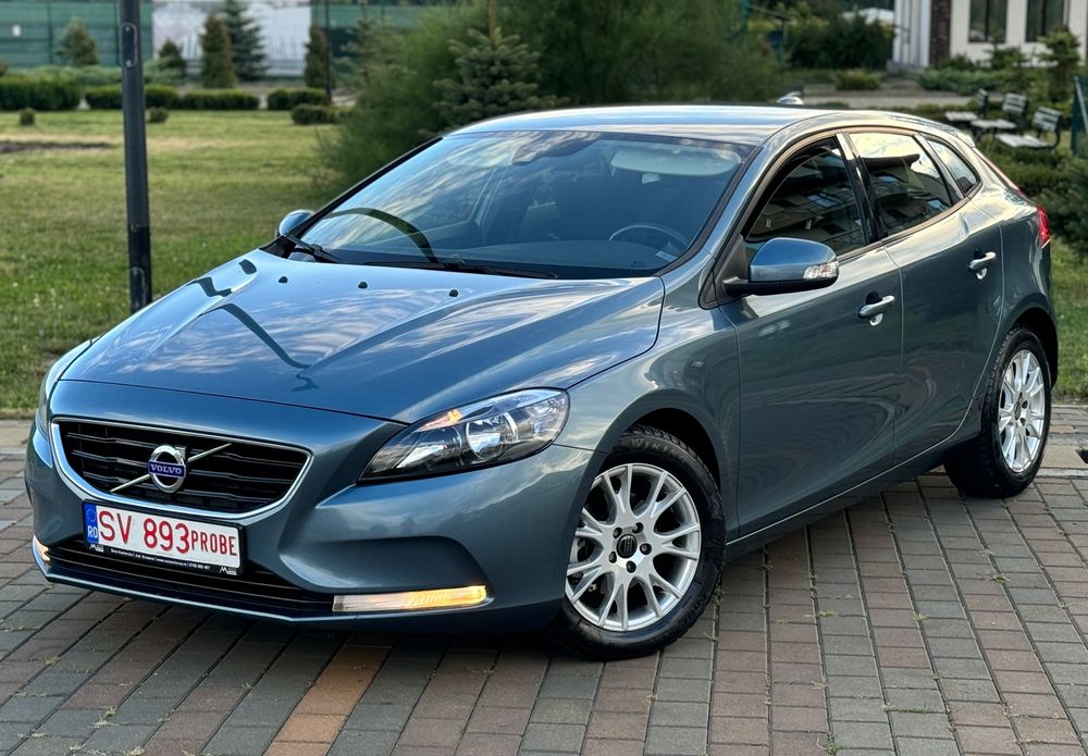 Volvo V40 D2 You 2014