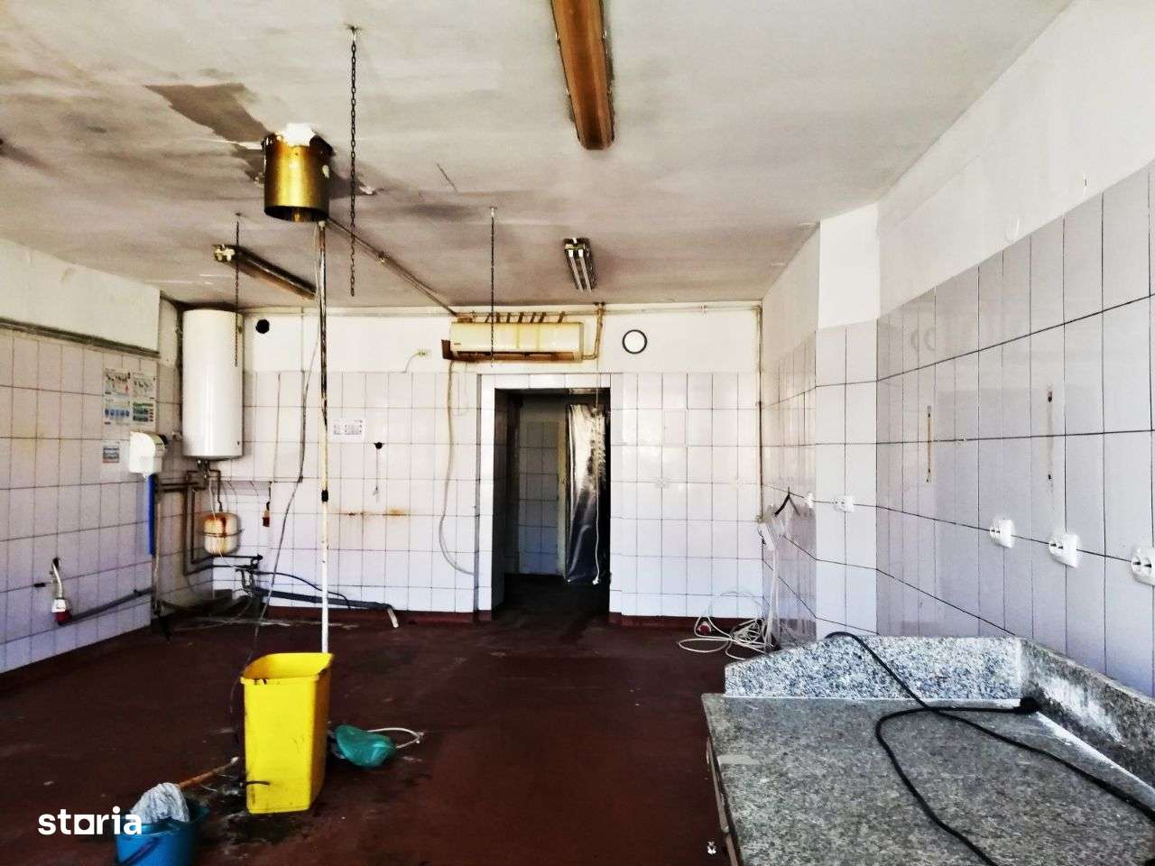 Spatiu comercial + 2 apartamente de vanzare in Piata Mica, Sibiu-18