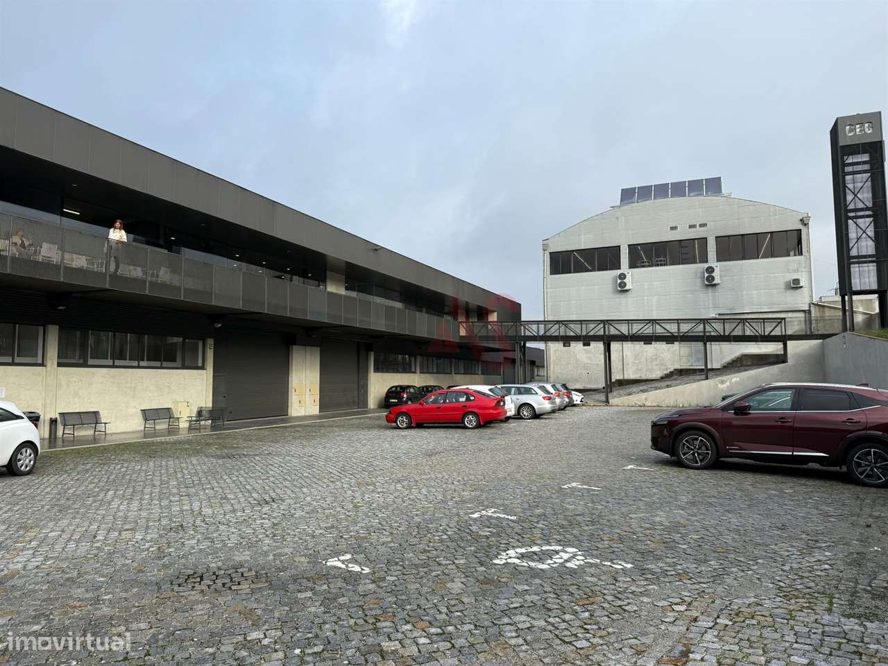 Pavilhão Industrial com 1.080 m2 Fermentões, Guimarães - Grande imagem: 1/13