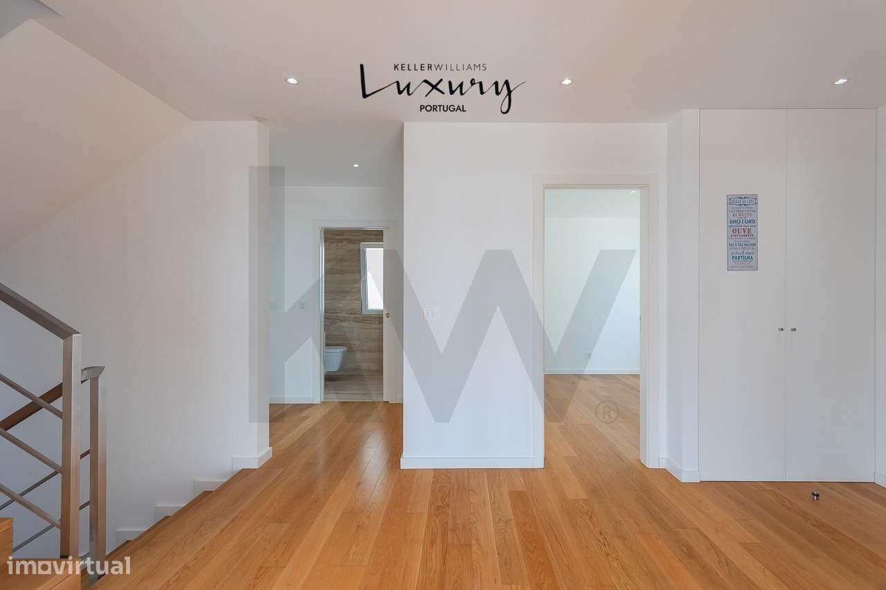 Moradia T5 de Luxo com Vista Deslumbrante de Rio e Mar — Alto de Santa - Grande imagem: 4/60