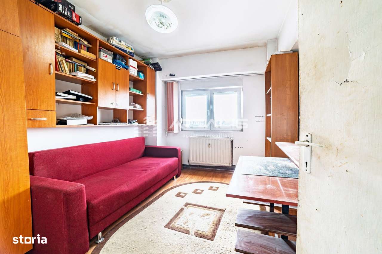 Apartament spațios 3 camere, central-6