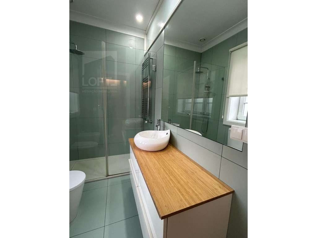 Moradia Geminada V5 p/ Venda em Guimarães-15