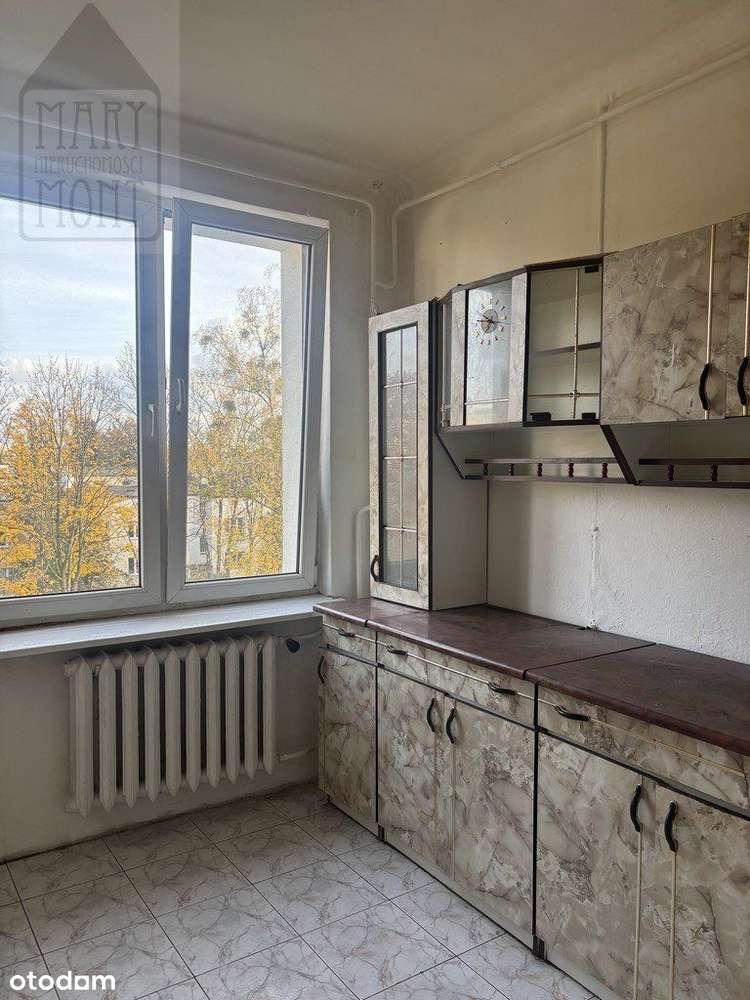 Kamienica, wysokie metro st. Bielany-12