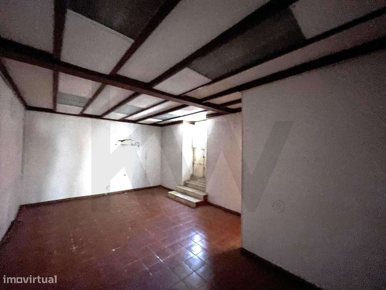 LOJA COM POTENCIAL PARA APARTAMENTO T2 - SÃO BENTO,  ESTRELA, LISBOA - Grande imagem: 5/15