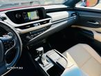 Lexus Seria ES 300h Luxury Line - 18