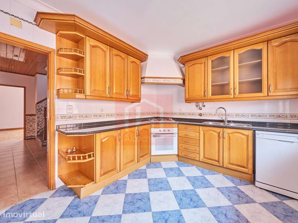 Moradia T3 na Atalaia, Montijo-8