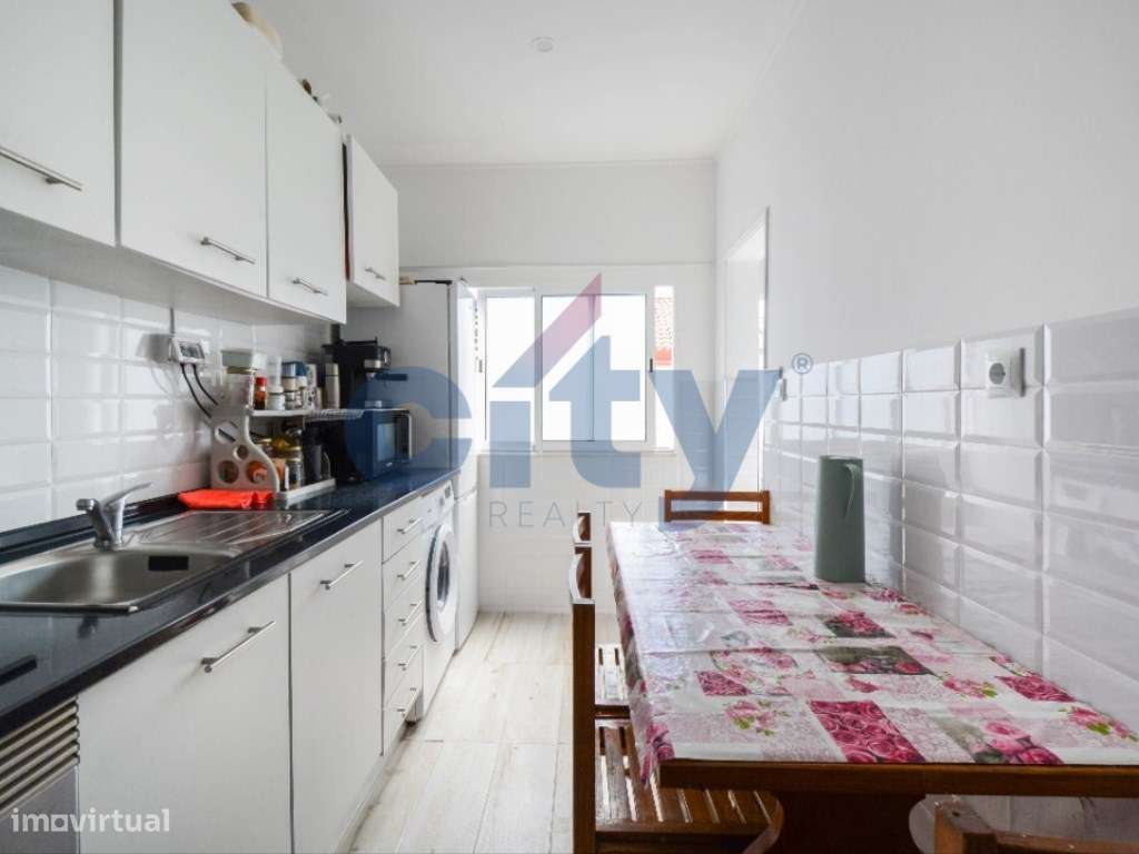 T1+1 Totalmente Remodelado com Varanda e Marquise | Pronto a Habita...-8