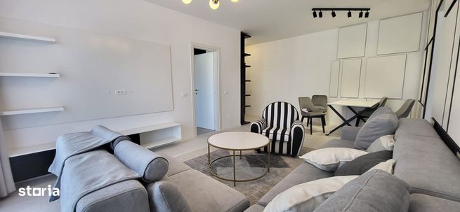 Apartament 3 camere LUX - living 24mp