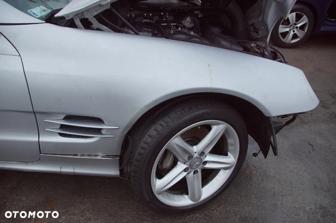 MERCEDES SL 500 R230 5.0 V8 LAKIER 744 - 4