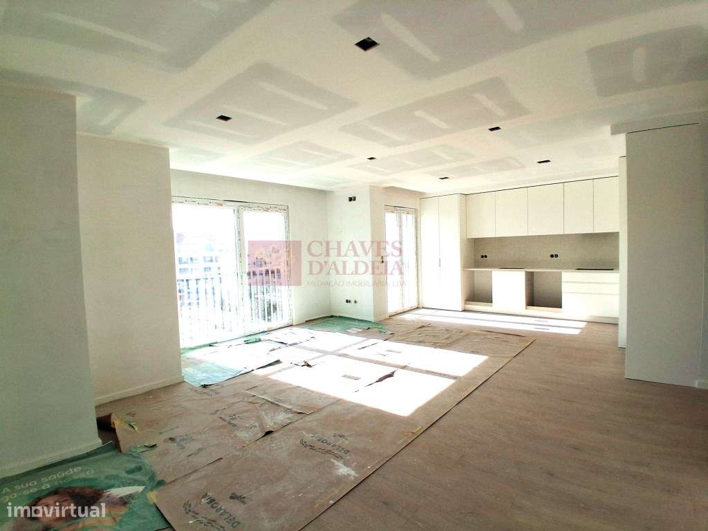 ERICEIRA - T2 COM TERRAÇO E VISTA MAR-2