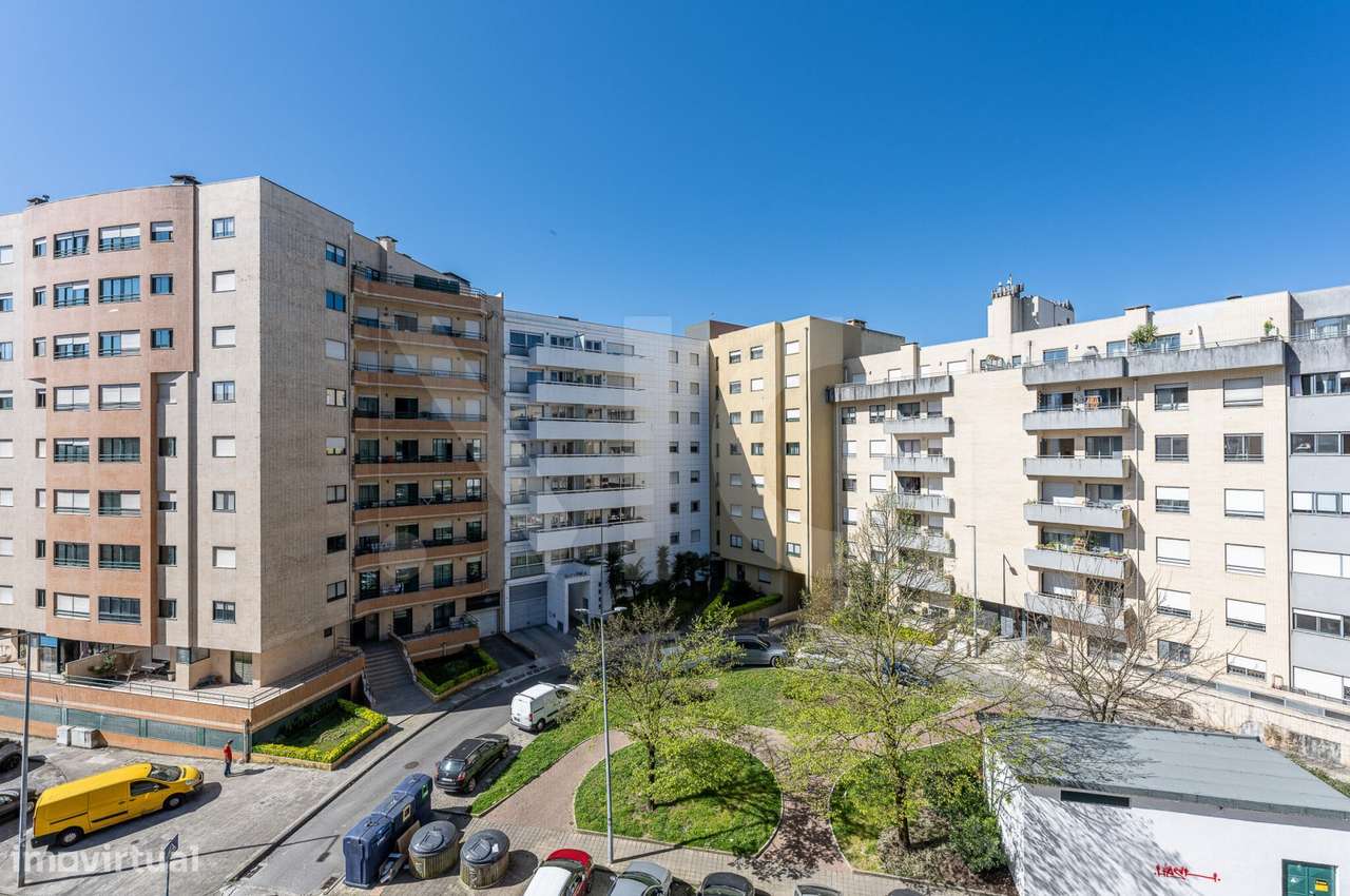T2 com Varanda, Lugar de garagem e arrumos na Cidade Jovem - Rio Tinto-24