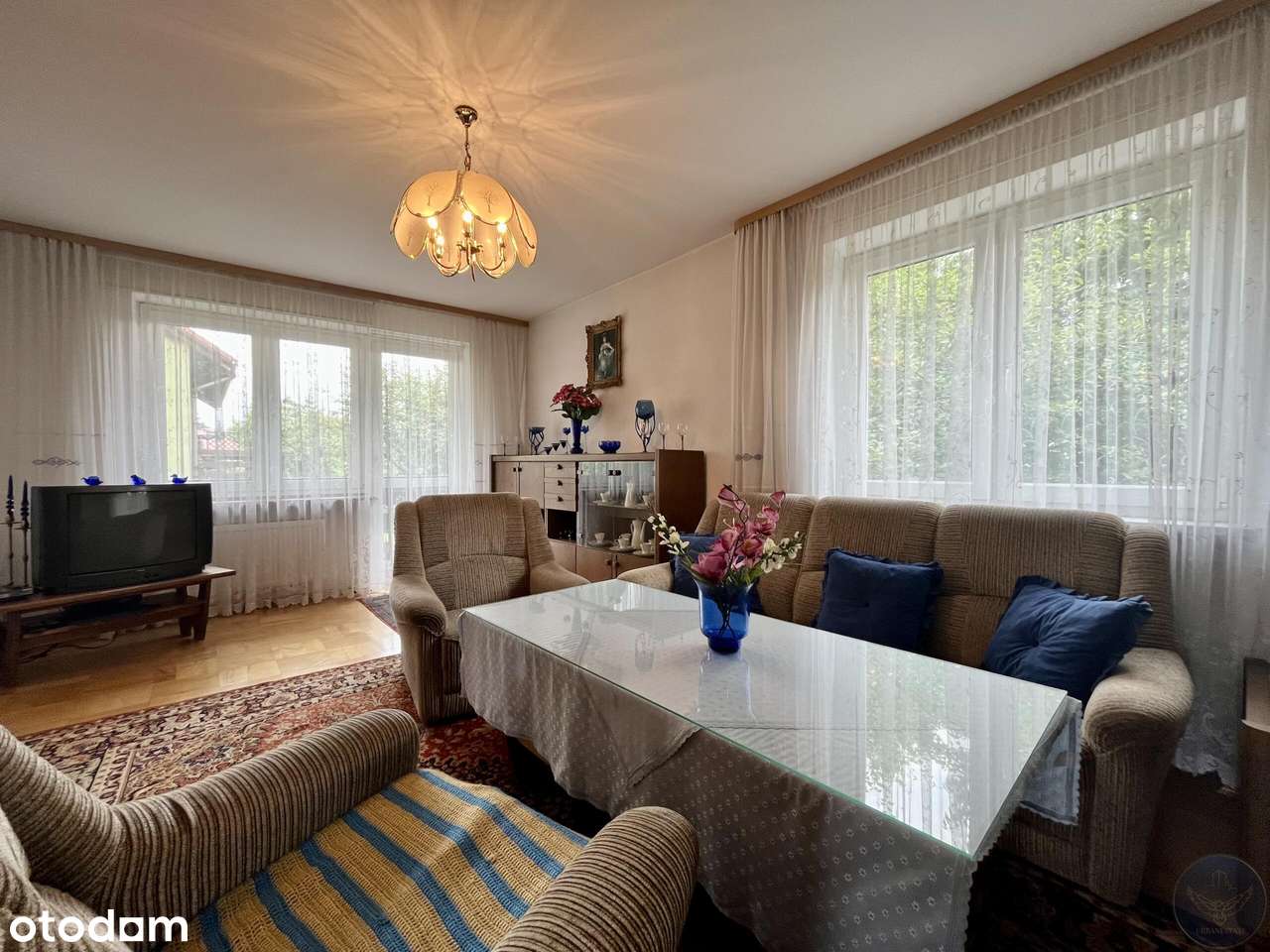 Dom Wolnostojący_210m2_Garaż_Ogród-2