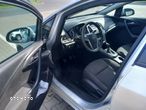 Opel Astra IV 1.4 T EU6 - 10