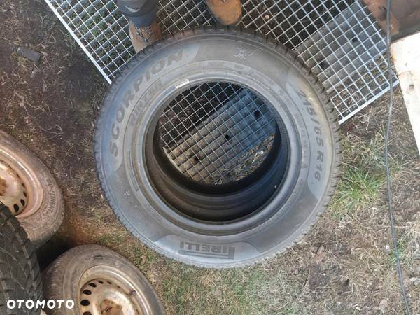 215/65/6 Pirelli Sottozero - 3