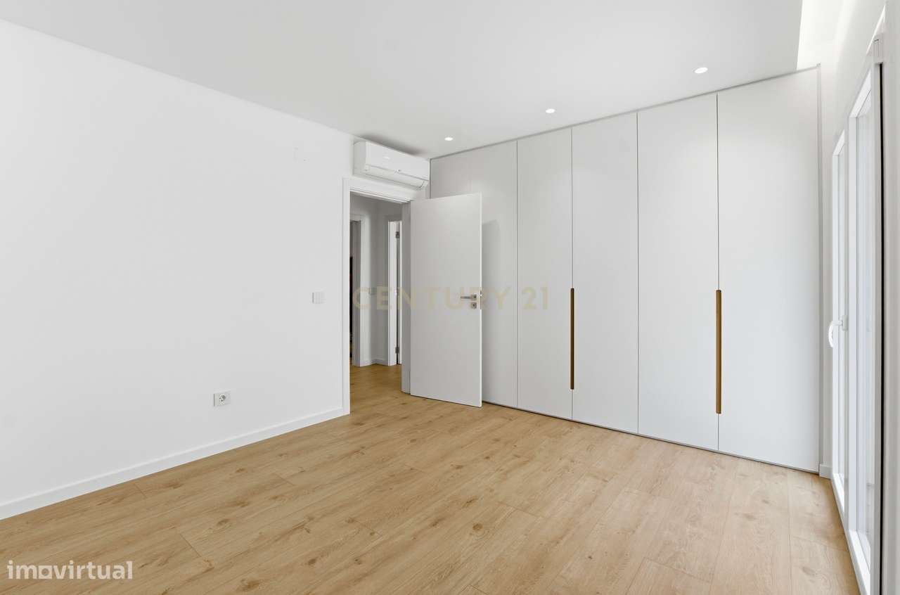 Apartamento T3 Novo com Terraço de 61m² | Parede (2 min da praia)-19