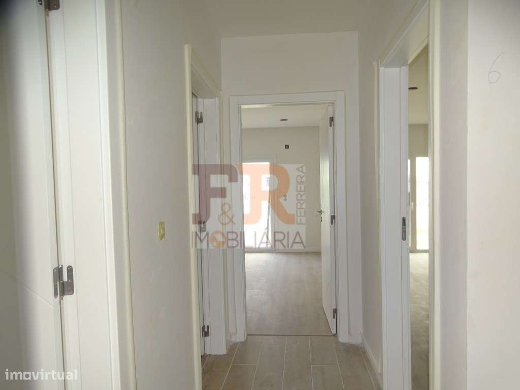 Moradia Isolada Térrea T4 com Garagem - Quinta do Anjo Palmela-37