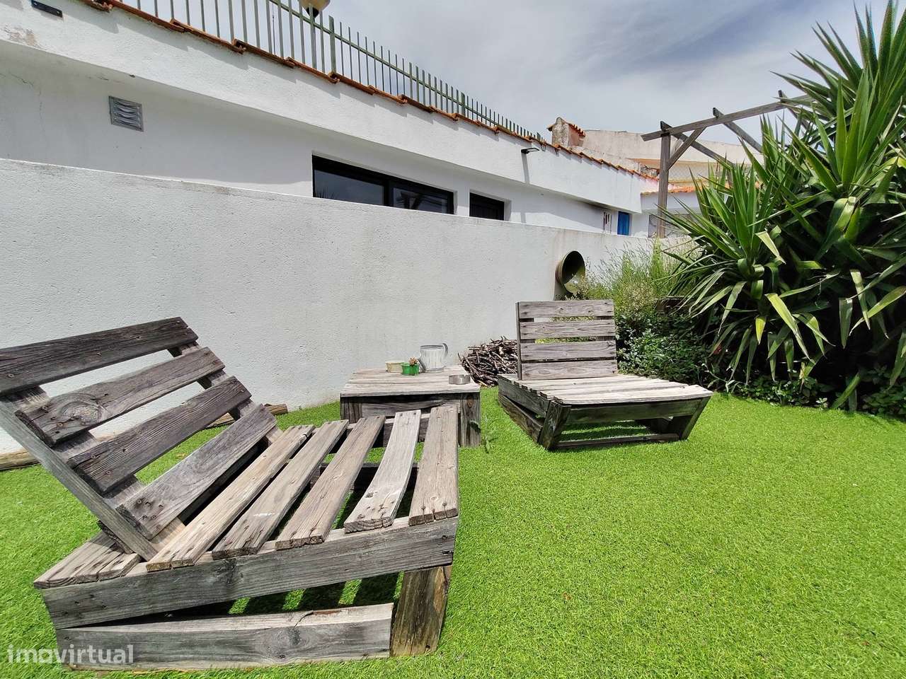 Moradia T1 Duplex Renovada c/ Quintal / Jardim / Piscina-33