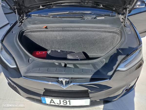 Tesla Model X 100 kWh Long Range AWD - 15