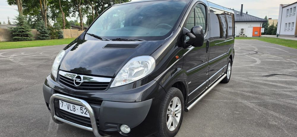 Opel Vivaro 2011
