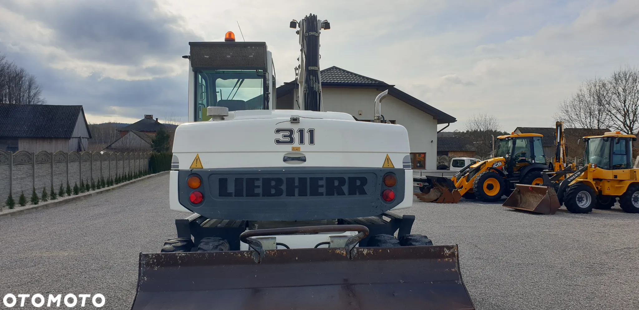 Liebherr 311 / 2 x pług /skarpówka hydr./ łyżka do kopania / 2007 - 6