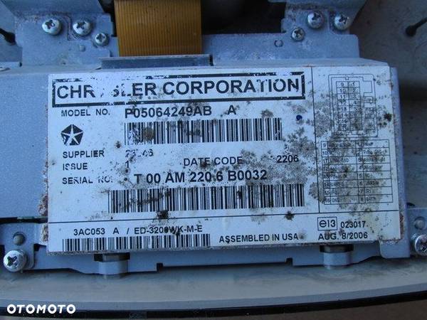 Jeep COMMANDER I XH XK Ekran monitor wyświetlacz DVD  pilot P05064249AB - 7