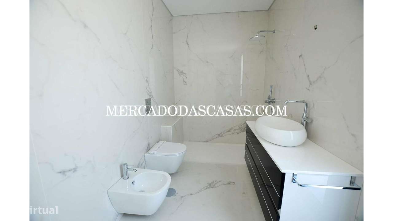 Moradia T4 com Design Moderno - Grande imagem: 4/14