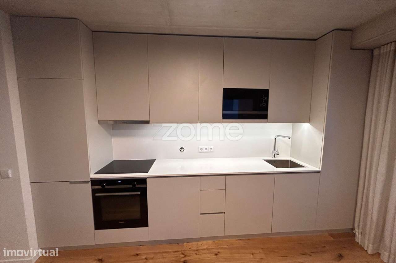 Qualidade de Vida Junto ao Mar: T2 Contemporâneo com Garagem e Vara... - Grande imagem: 2/25