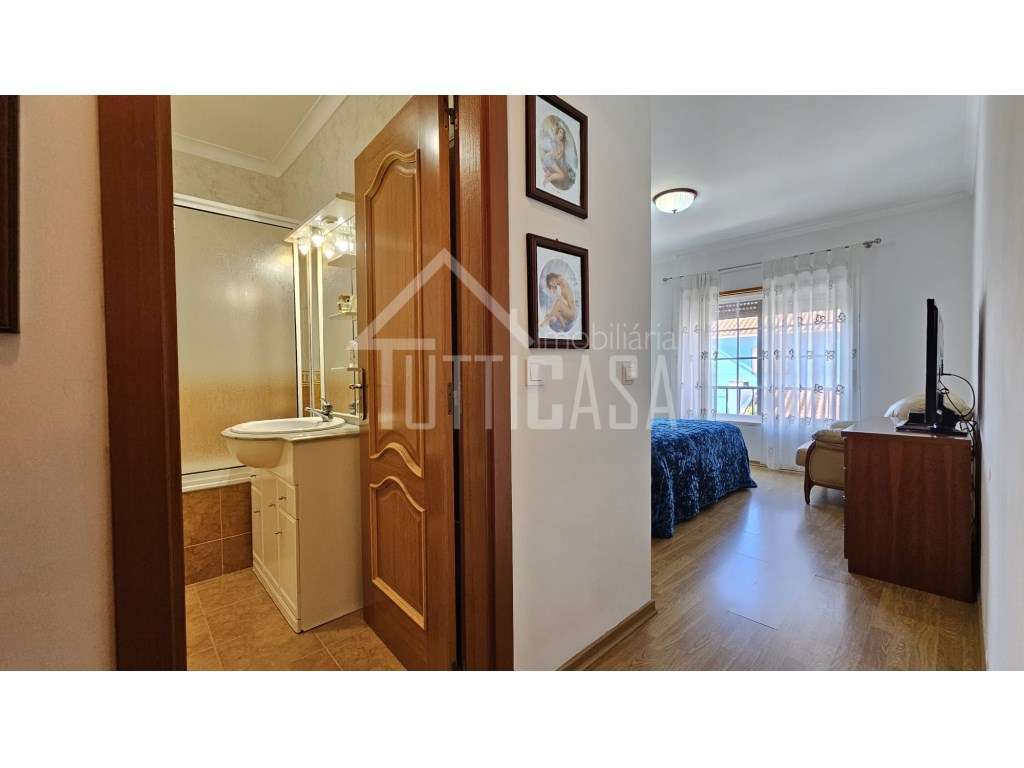 Apartamento T3 com garagem BOX em Alcainça-18