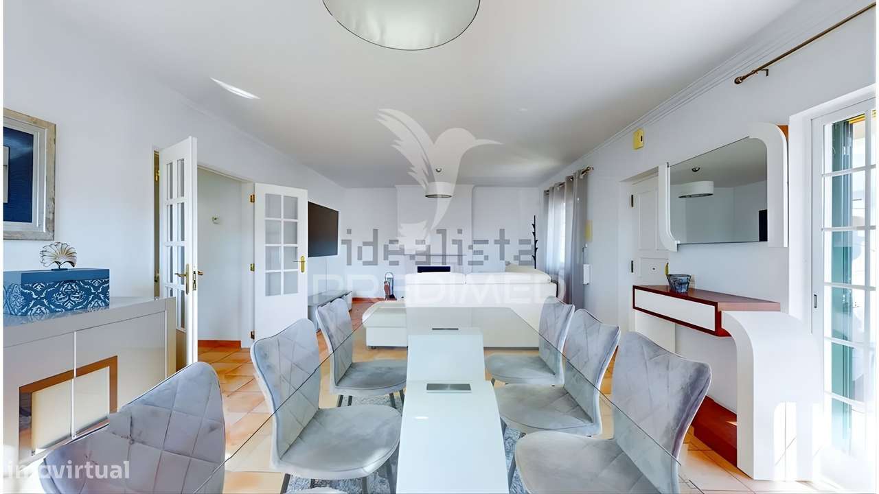 Moradia T4 Isolada com piscina - Grande imagem: 4/35