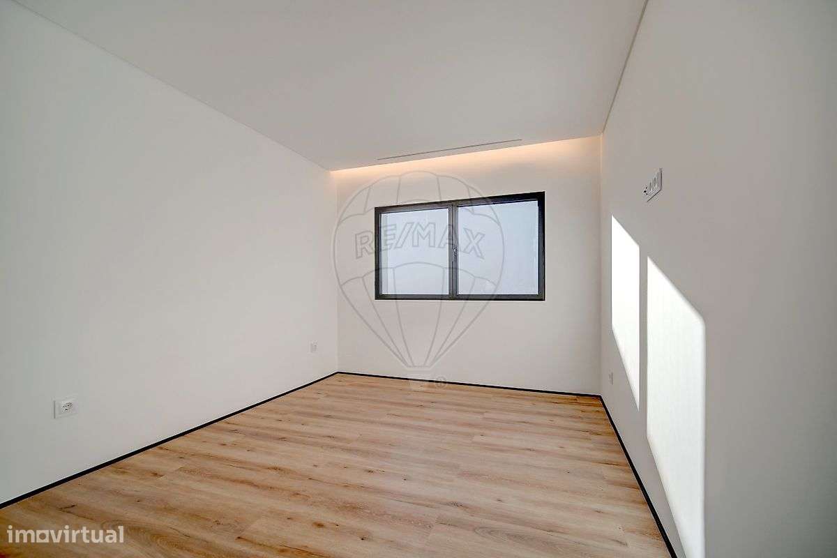 Moradia T5 para venda-23