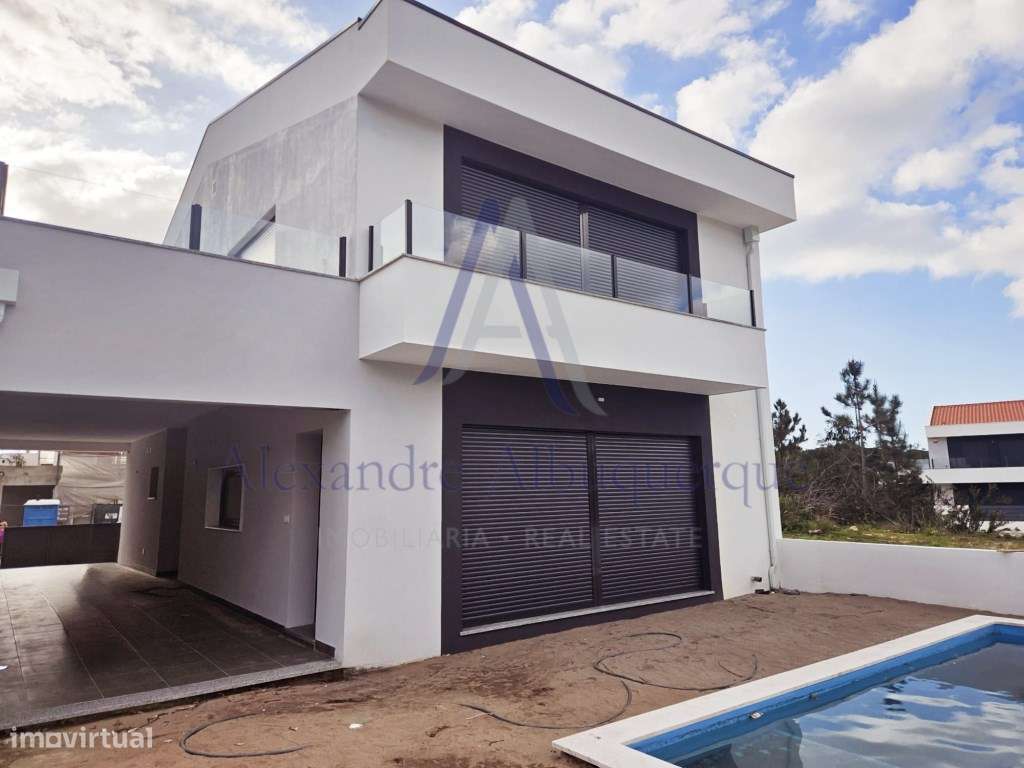 Moradia Contemporânea com Piscina na Lagoa de Albufeira - Grande imagem: 3/40