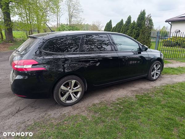 Peugeot 308 1.2 PureTech Active S&S - 5