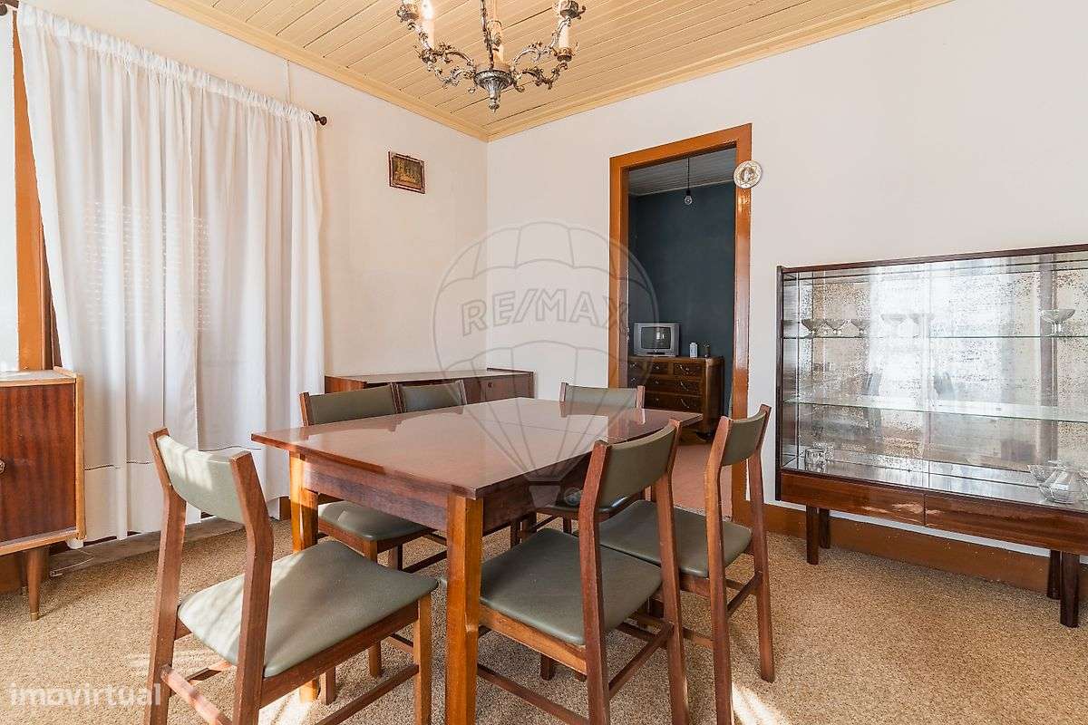 Moradia T2 para venda-5