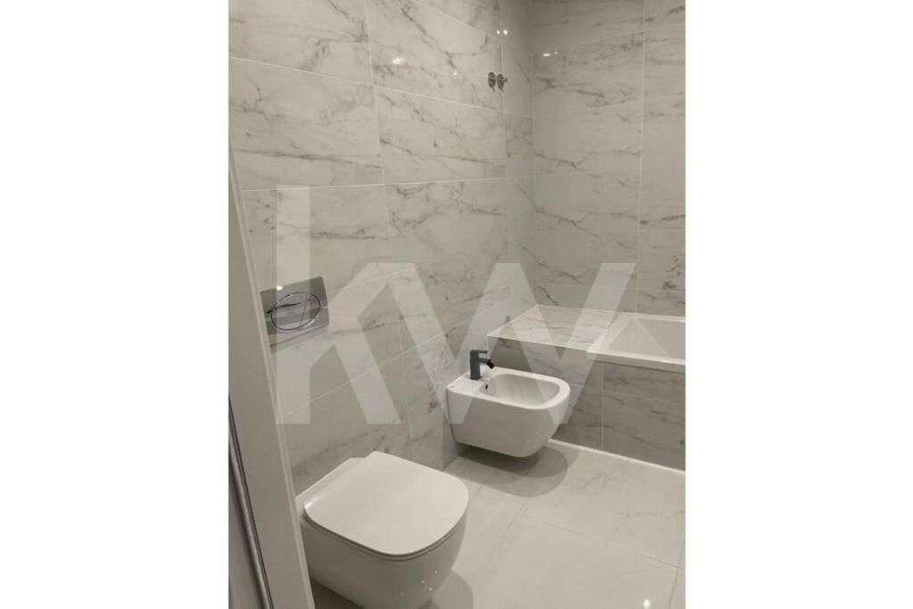 Moradia Geminada T4 em Corroios - Grande imagem: 4/41