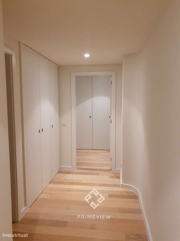 O Seu Novo T4 de Sonho na Prestigiada Foz do Douro, Porto - Grande imagem: 5/39