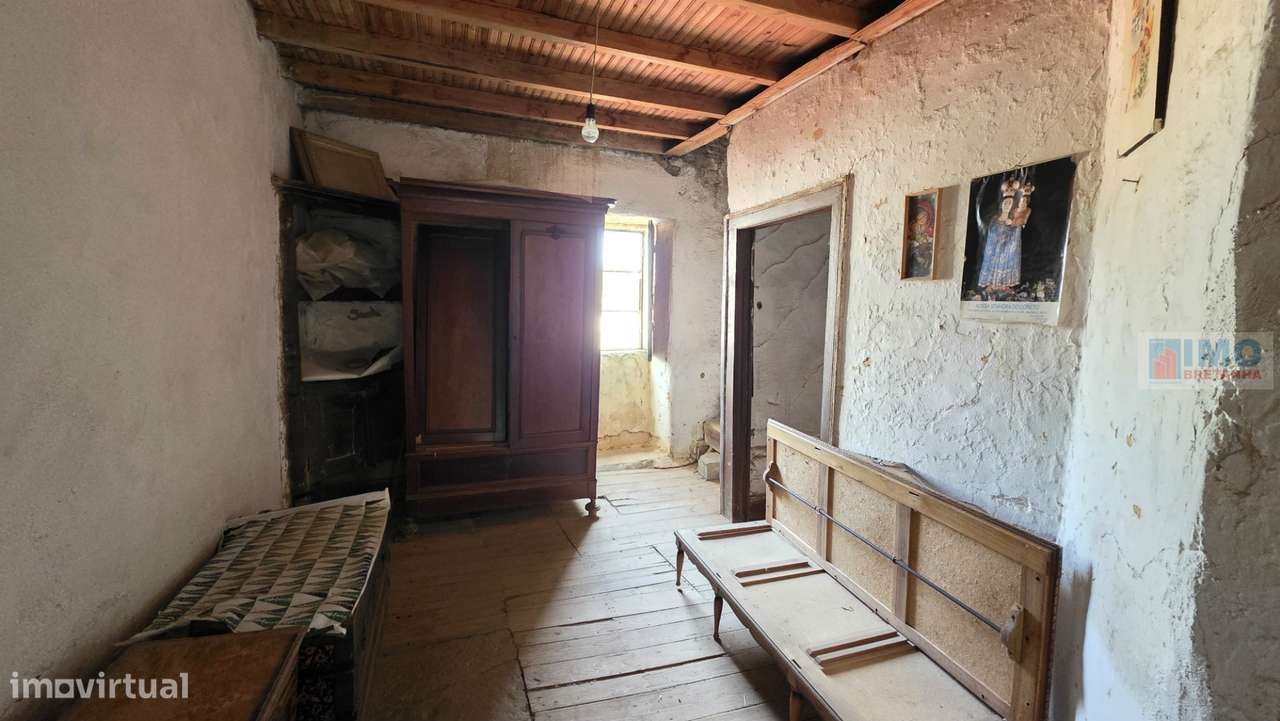 Moradia V2 em Alcafozes- Idanha a Nova - Grande imagem: 4/21