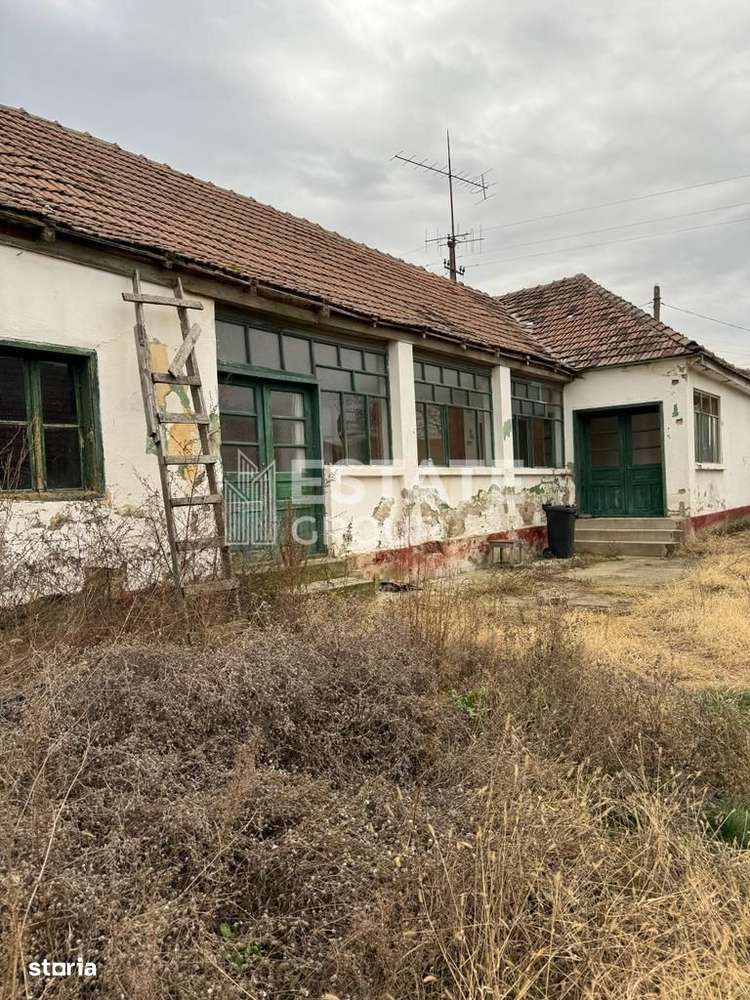 Teren cu casa demolabila in Sanandrei - Imagine principală: 4/7