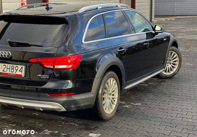 Audi A4 Allroad - 13