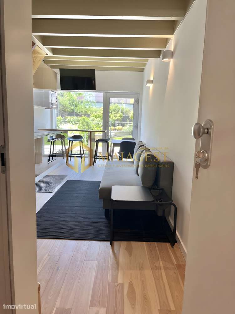 Apartamento T1 Duplex Novo, Equipado e Mobilado nas Antas - Grande imagem: 1/9