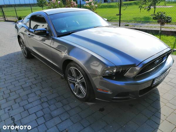 Ford Mustang 3.7 V6 Premium - 1